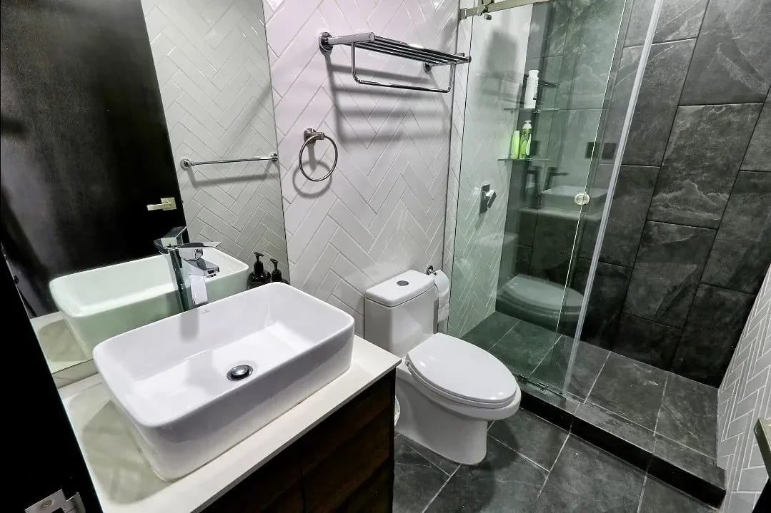 Apartamento en Venta en el corazón de zona 10 INVERSION RENTABLE — Apartamento en Venta en Zona 10, Guatemala, Ciudad — foto 6 de 11