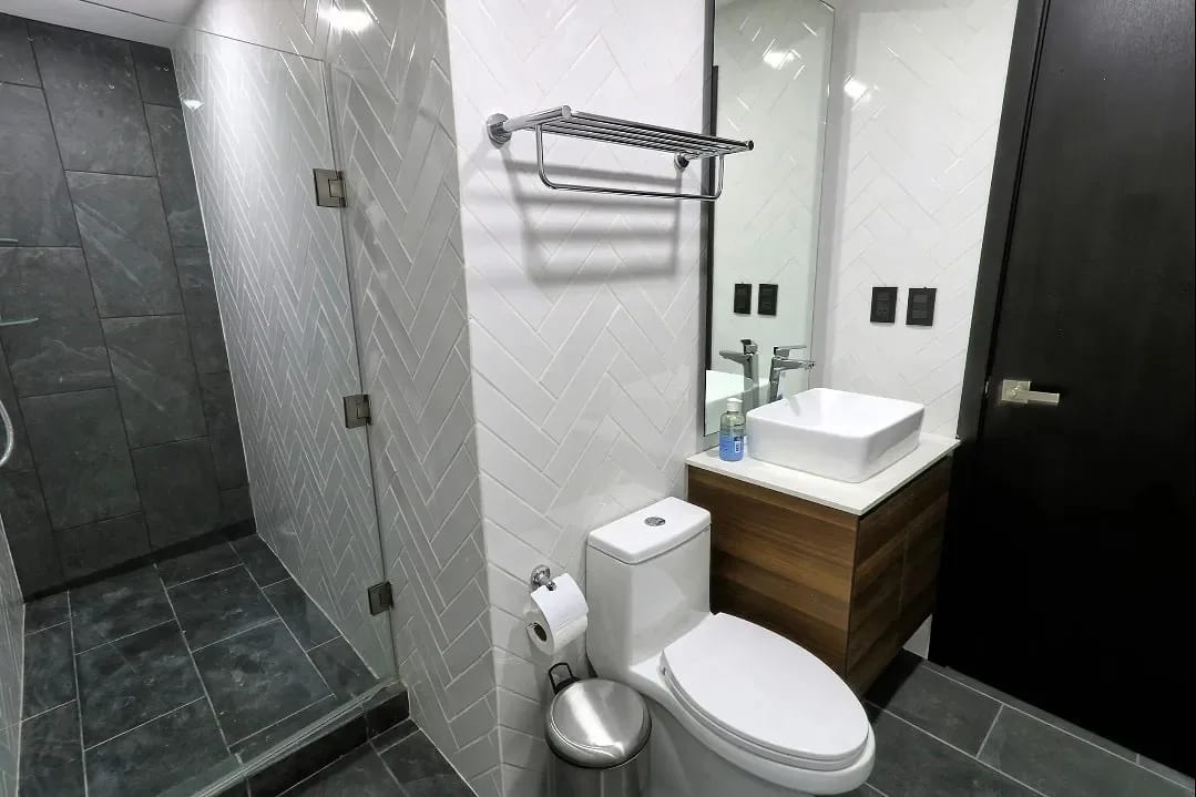 Apartamento en Venta en el corazón de zona 10 INVERSION RENTABLE — Apartamento en Venta en Zona 10, Guatemala, Ciudad — foto 8 de 11