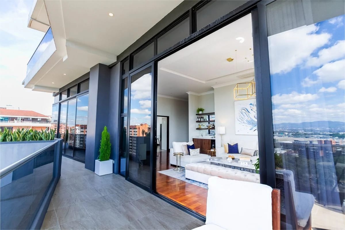 Vive en las alturas Espectacular LPH Zona 14 — Apartamento en Venta en Zona 14, Guatemala, Ciudad — foto 2 de 16