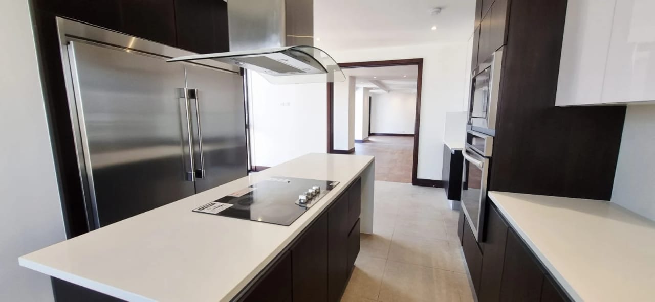 Increíble Apartamento en Venta y Alquiler Zona 14 — Apartamento en Venta en Zona 14, Guatemala, Ciudad — foto 12 de 17