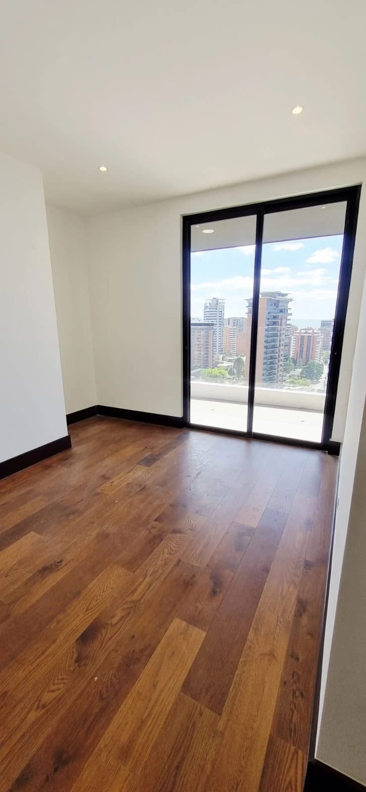 Increíble Apartamento en Venta y Alquiler Zona 14 — Apartamento en Venta en Zona 14, Guatemala, Ciudad — foto 15 de 17