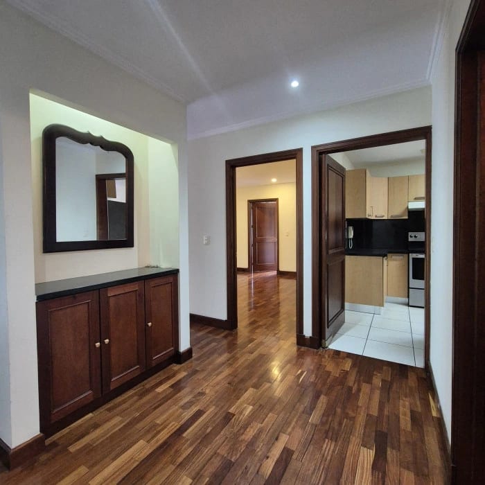 Apartamento en renta en zona 10 — Apartamento en Alquiler en Zona 10, Guatemala, Ciudad — foto 3 de 9