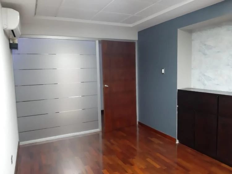 Oficina en renta en zona 10 — Oficina en Alquiler en Zona 10, Guatemala, Ciudad — foto 11 de 13