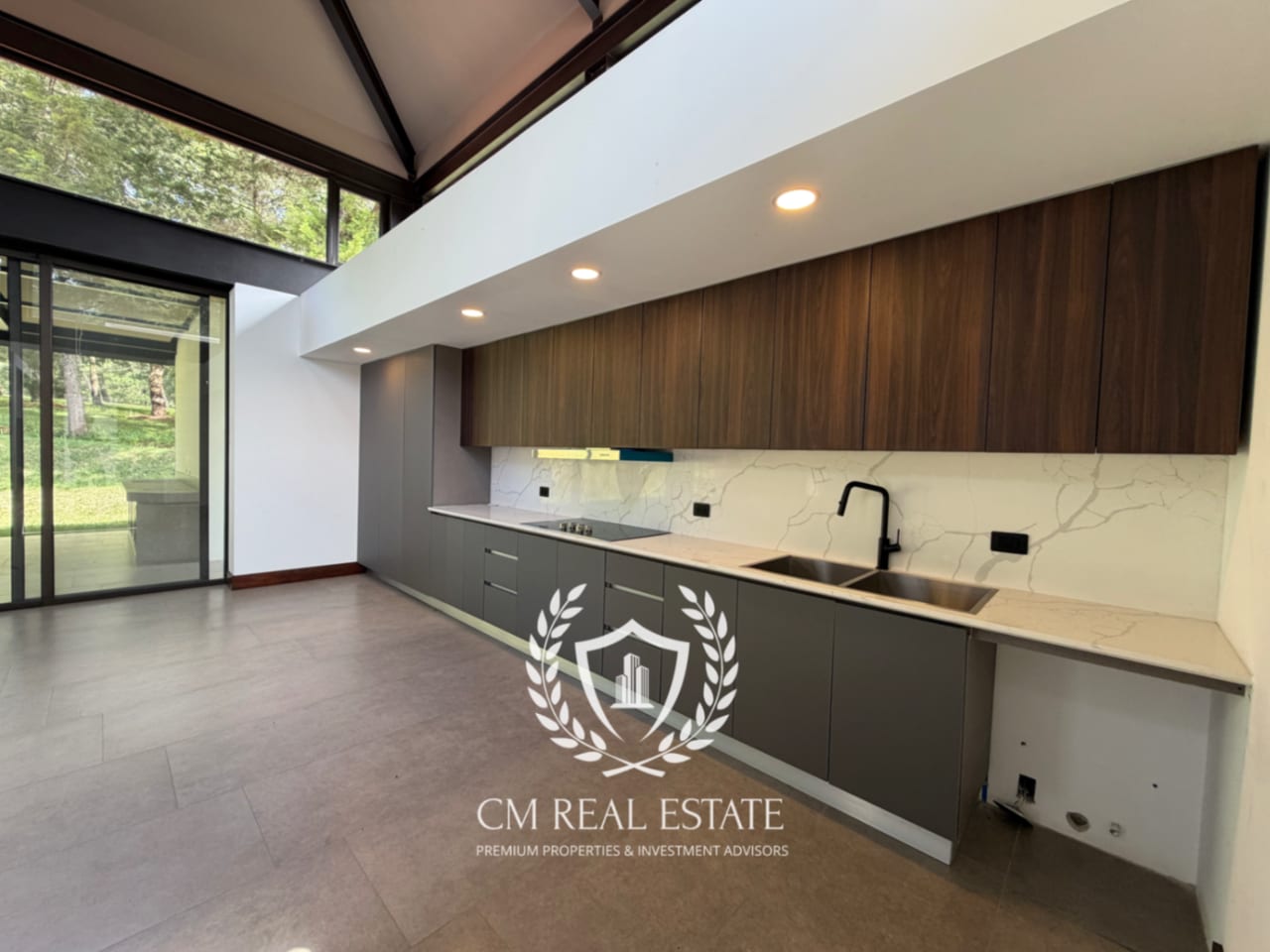 Residencia de Lujo en Venta | Hacienda Nueva Country Club — Casa en Venta en Hacienda Nueva, San José Pinula, Guatemala, Ciudad — foto 3 de 17