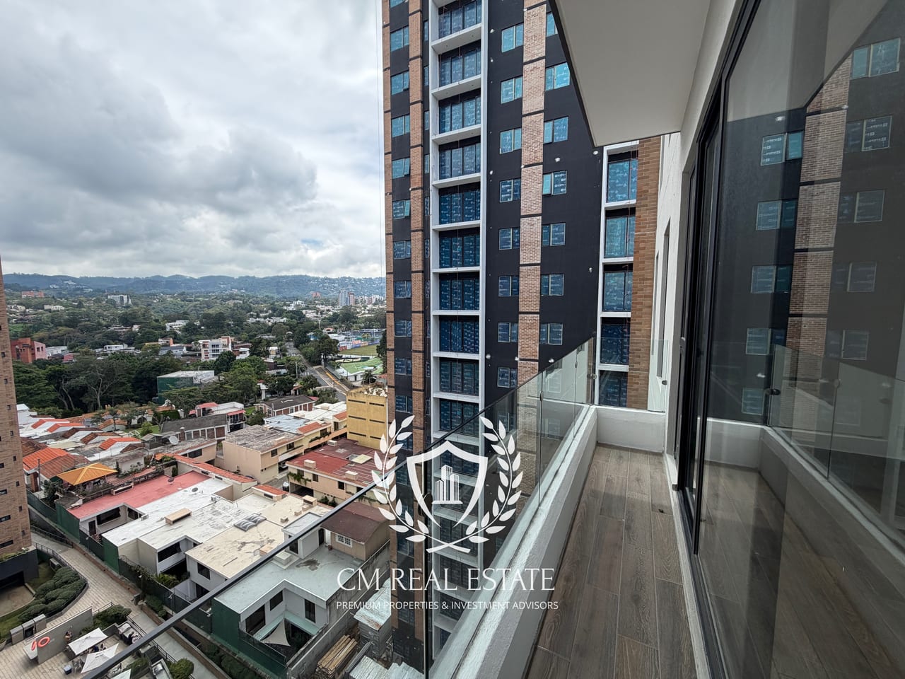 Apartamento en Renta Zona 15 con Habitacion de Servicio | Parque 15 — Apartamento en Alquiler en Parque 15, Zona 15, Guatemala, Ciudad — foto 10 de 17