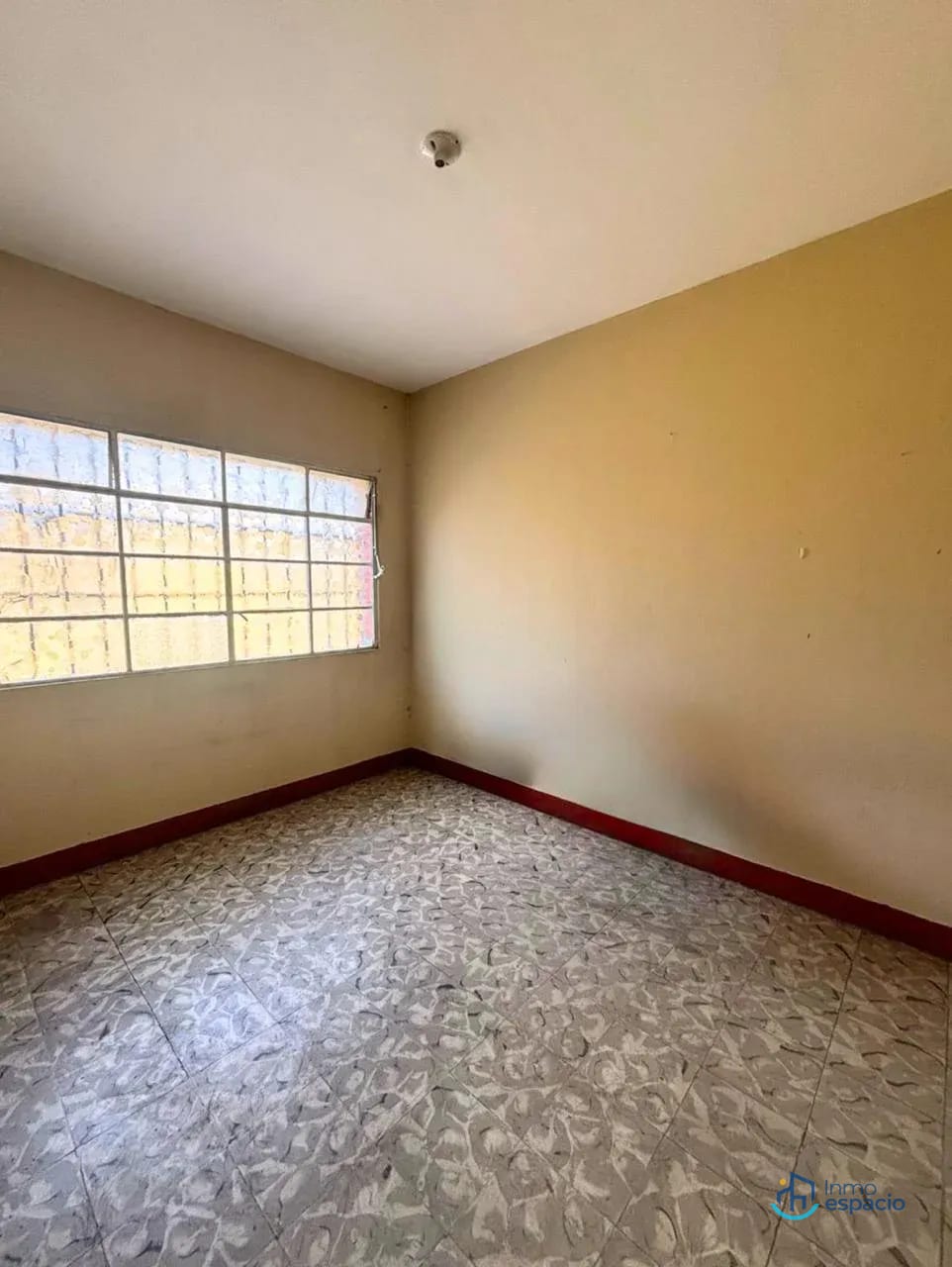Bodega en alquiler o venta ubicada en Zona 1, Ciudad de Guatemala, sector Mercado de las Flores — Bodega / Ofibodega en Venta en Zona 1, Guatemala, Ciudad — foto 8 de 17