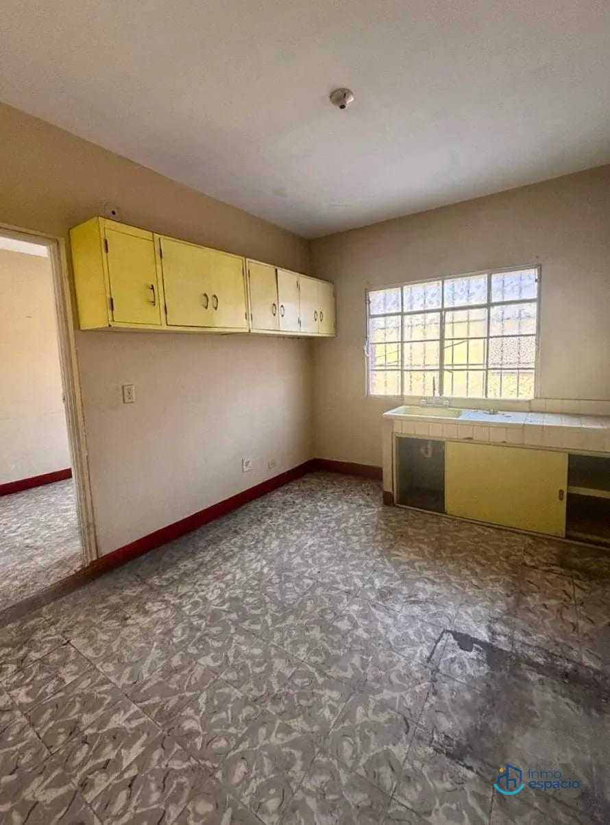 Bodega en alquiler o venta ubicada en Zona 1, Ciudad de Guatemala, sector Mercado de las Flores — Bodega / Ofibodega en Venta en Zona 1, Guatemala, Ciudad — foto 4 de 17