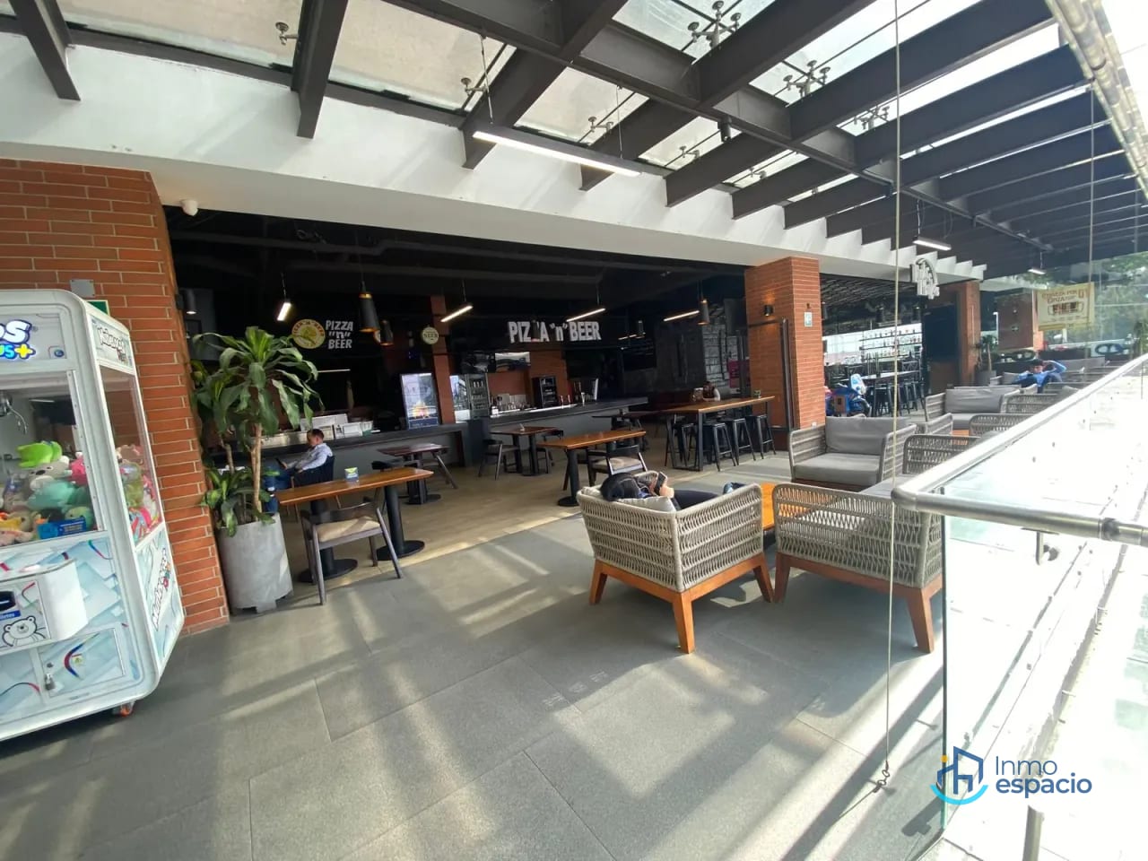 🏢 LOCALES COMERCIALES EN RENTA – AVENIDA PETAPA — Local en Alquiler en San Miguel Petapa, Guatemala, Ciudad — foto 11 de 17