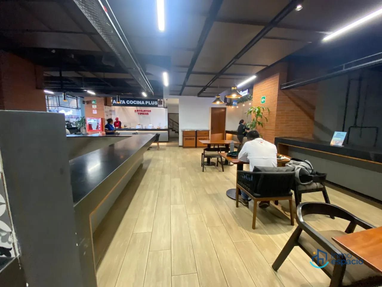 🏢 LOCALES COMERCIALES EN RENTA – AVENIDA PETAPA — Local en Alquiler en San Miguel Petapa, Guatemala, Ciudad — foto 7 de 17