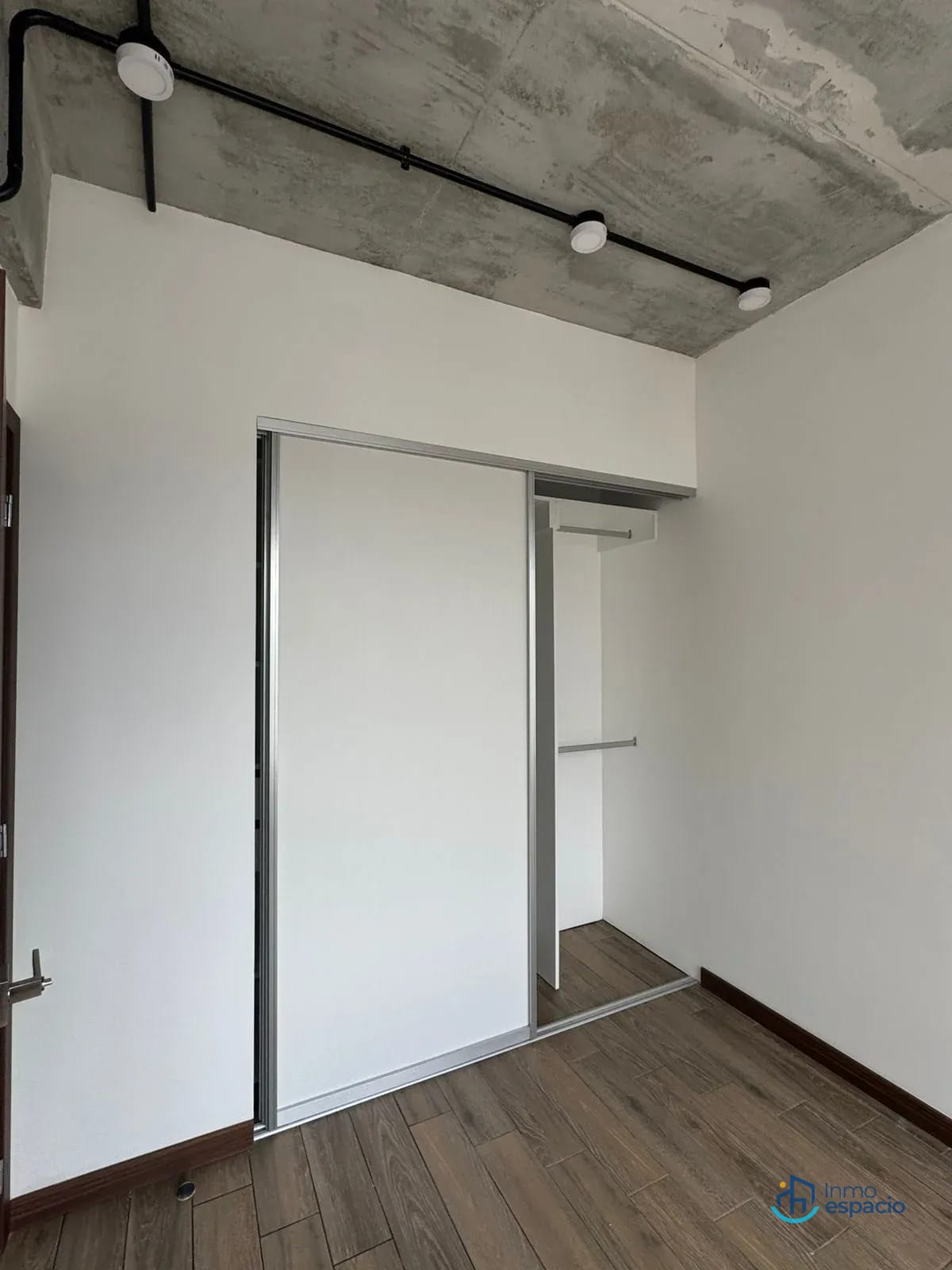 🏢 APARTAMENTO EN ALQUILER – INARA 4 NORTE (TORRE NARA), ZONA 4 — Apartamento en Alquiler en Zona 4, Guatemala, Ciudad — foto 14 de 17