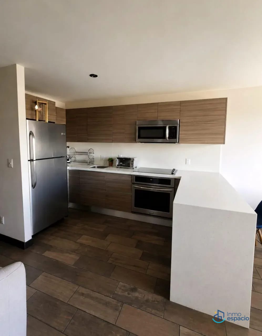 Apartamento en alquiler ubicado en Edificio Verona, Zona 10 — Apartamento en Alquiler en Verona, Zona 10, Guatemala, Ciudad — foto 16 de 17