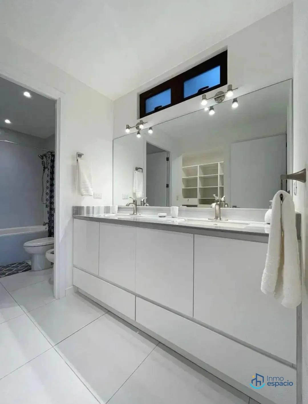🏢 APARTAMENTO EN ALQUILER – EDIFICIO LUCCA, ZONA 10 — Apartamento en Alquiler en Lucca, Zona 10, Guatemala, Ciudad — foto 3 de 17