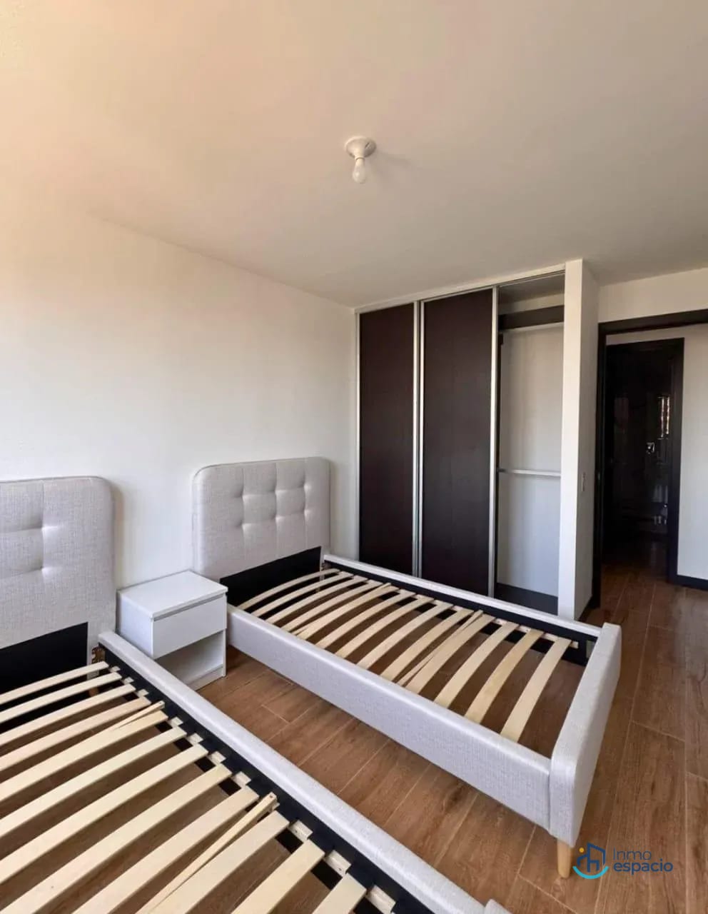 Apartamento Amueblado en Venta o Alquiler | Edificio Alena, Vista Hermosa II, Zona 15 — Apartamento en Venta en Alena, Zona 15, Guatemala, Ciudad — foto 6 de 7