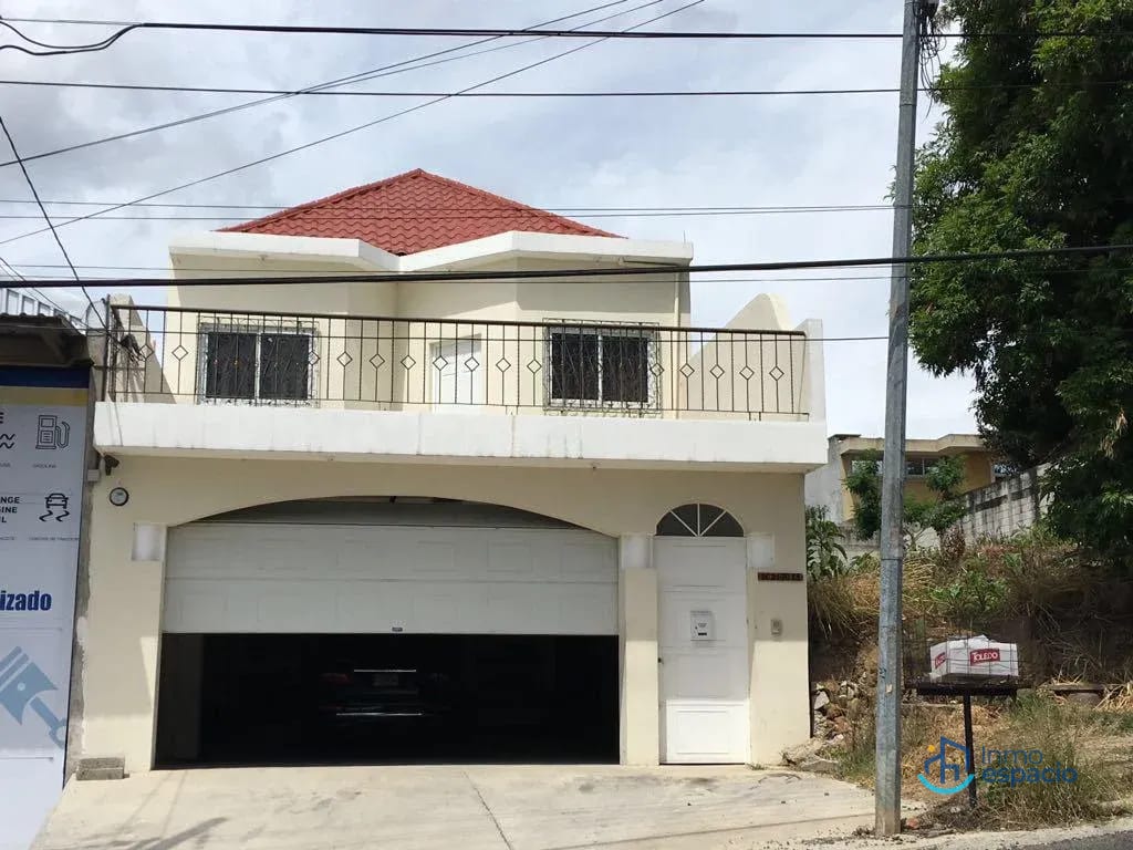 🏡 CASA EN VENTA – SAN CRISTÓBAL — Casa en Venta en Prados de San Cristóbal, Zona 8 Mixco, Guatemala, Ciudad — foto 1 de 13