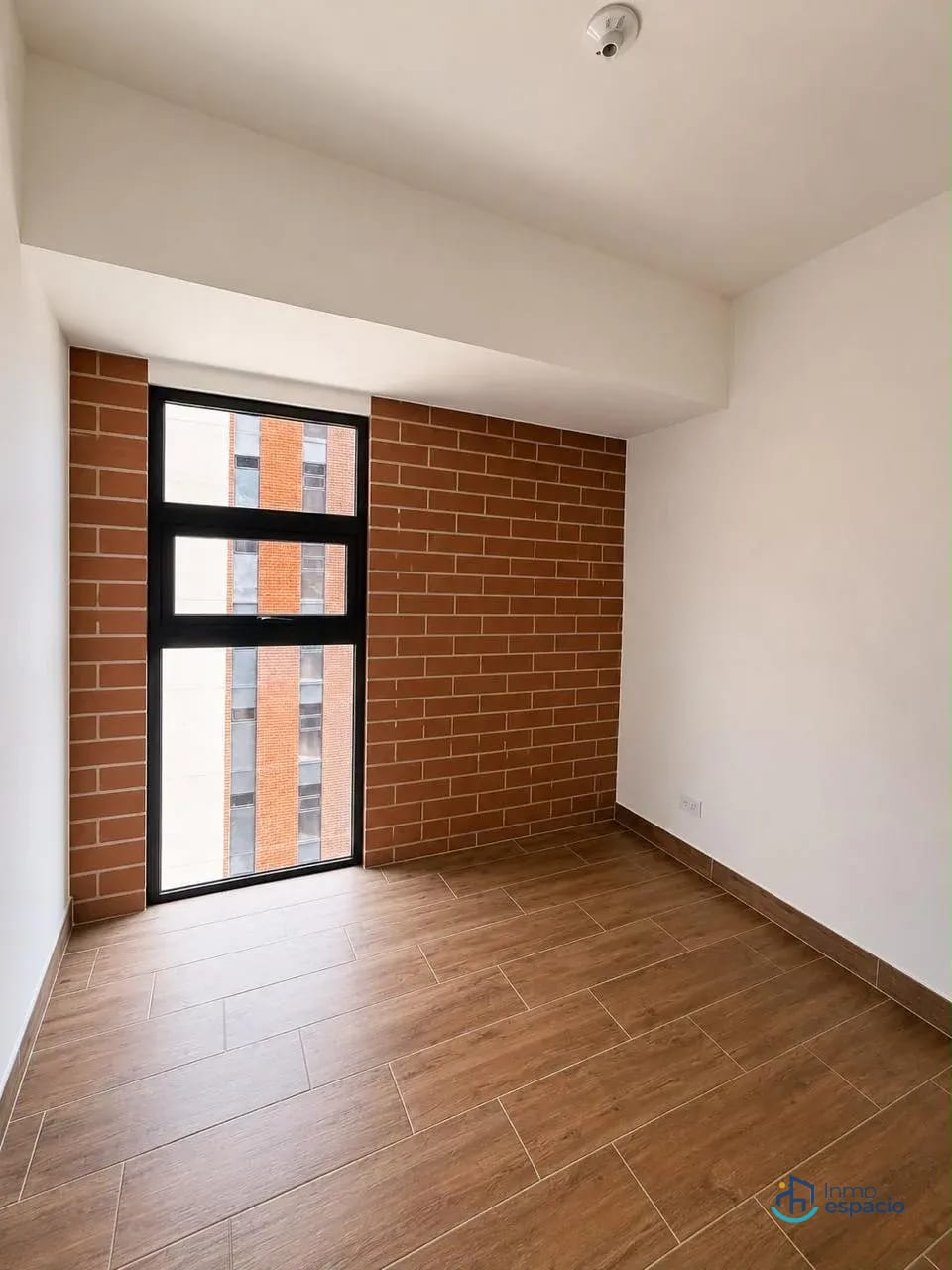 Apartamento en Alquiler – Zona 4 — Apartamento en Alquiler en Modra II, Zona 4, Guatemala, Ciudad — foto 5 de 10