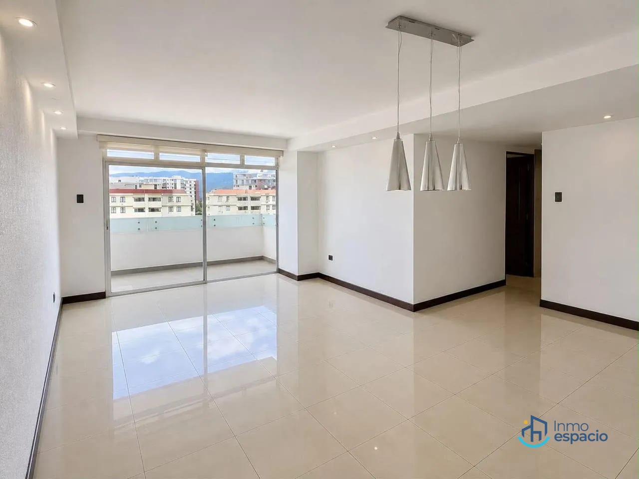 Apartamento en alquiler - Zona 16 — Apartamento en Alquiler en San Isidro, Zona 16, Guatemala, Ciudad — foto 5 de 6