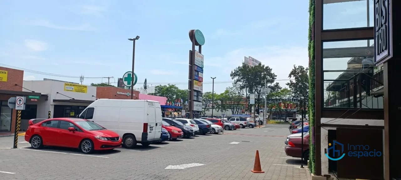 Local Comercial en Renta en Zona 12 — Local en Alquiler en Zona 12, Guatemala, Ciudad — foto 4 de 4
