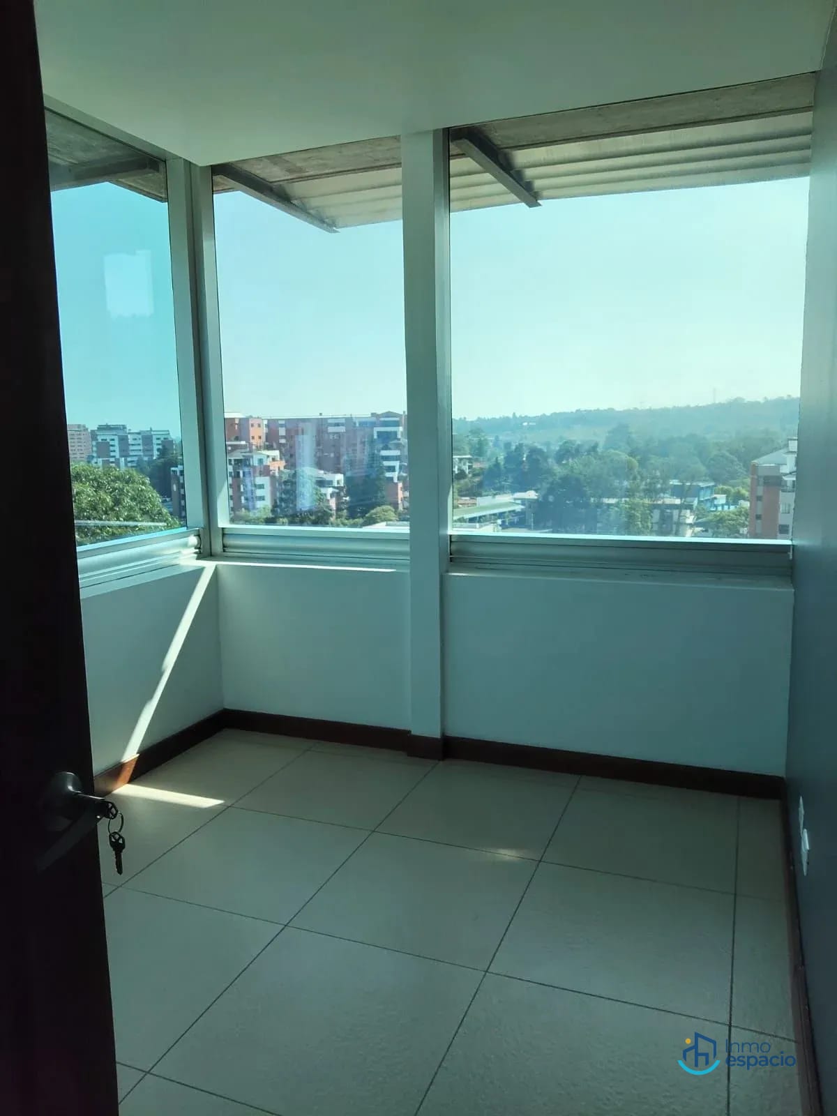 Oficina en alquiler en Zona 15 — Oficina en Alquiler en Avante, Zona 15, Guatemala, Ciudad — foto 6 de 11