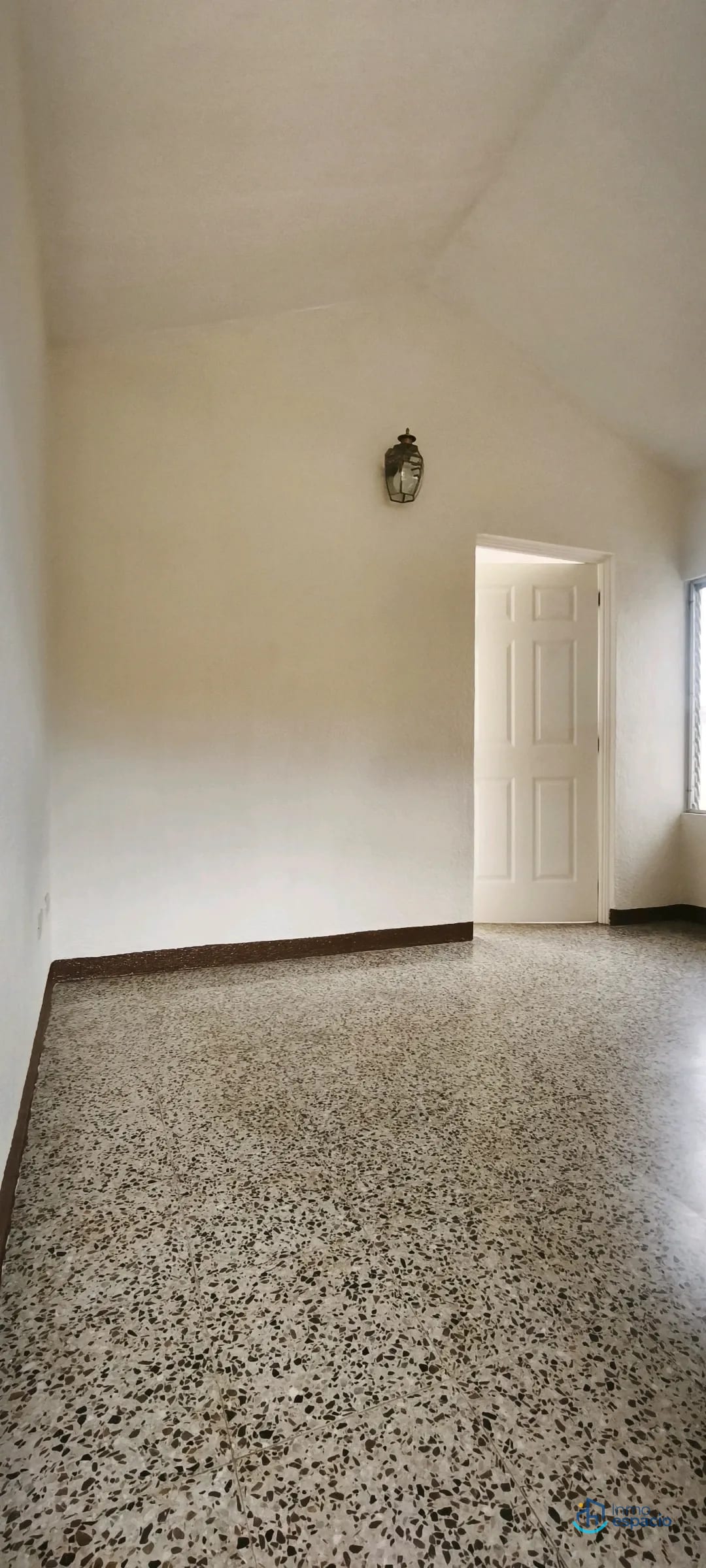 Casa en venta en Zona 12 — Casa en Venta en Avenida Petapa, Zona 12, Guatemala, Ciudad — foto 4 de 17