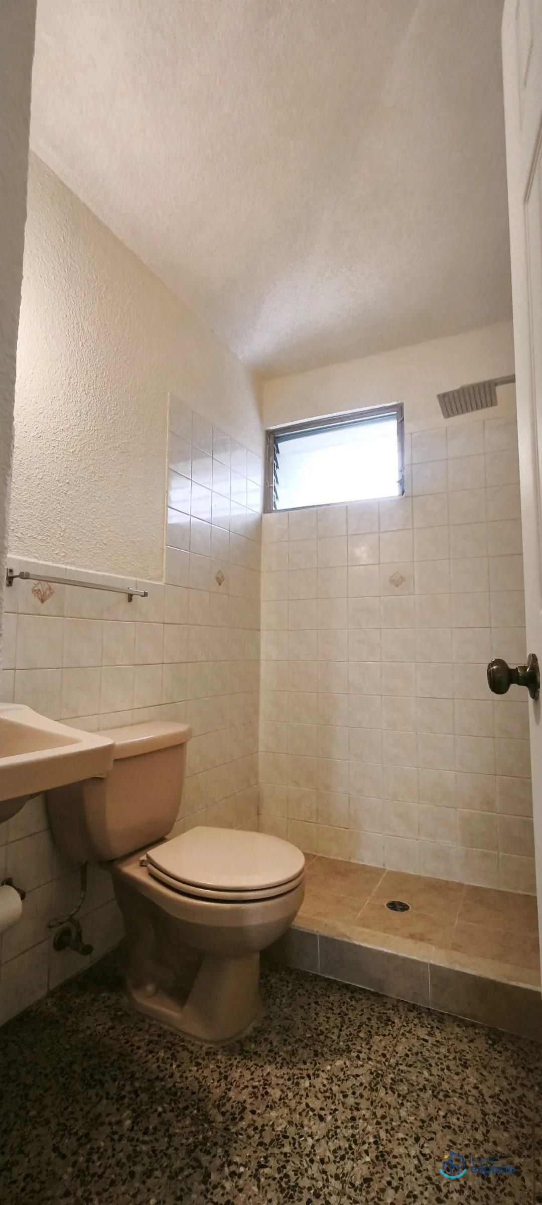 Casa en venta en Zona 12 — Casa en Venta en Avenida Petapa, Zona 12, Guatemala, Ciudad — foto 10 de 17