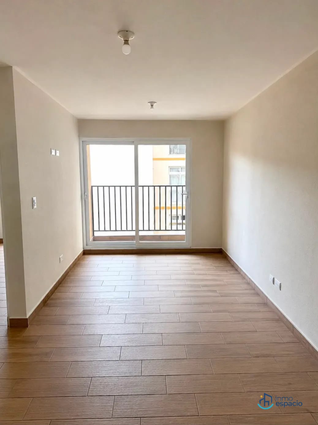Apartamento en venta en Zona 16 — Apartamento en Venta en Lares 16, Zona 16, Guatemala, Ciudad — foto 2 de 9