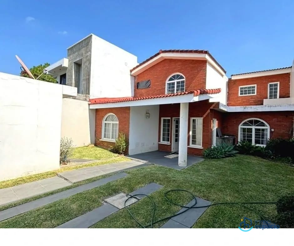 Casa en venta en Zona 8 de Mixco — Casa en Venta en Zona 8 Mixco, Guatemala, Ciudad — foto 1 de 9