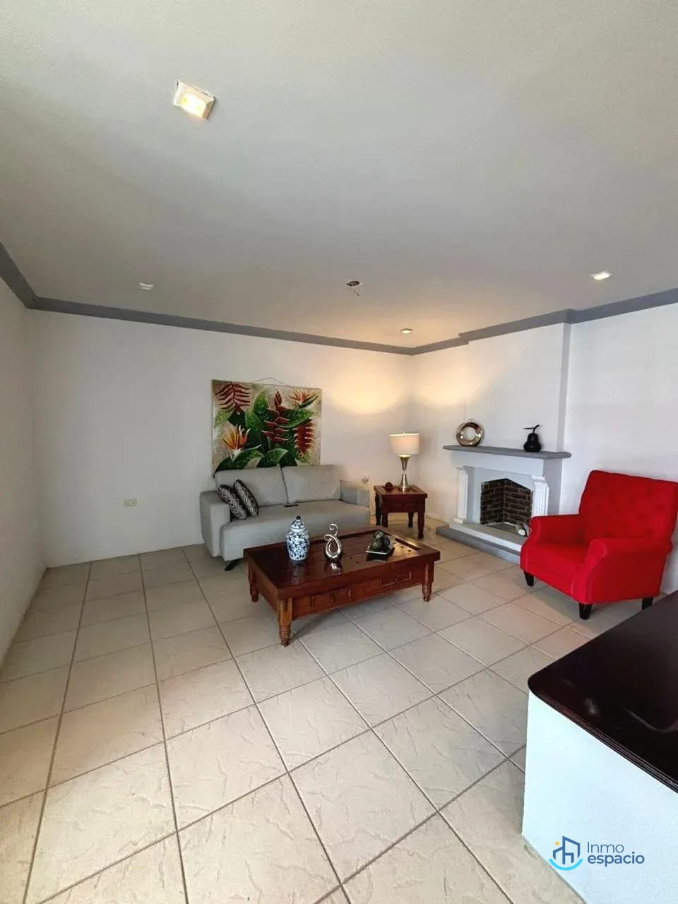 Casa en venta en Zona 8 de Mixco — Casa en Venta en Zona 8 Mixco, Guatemala, Ciudad — foto 2 de 9