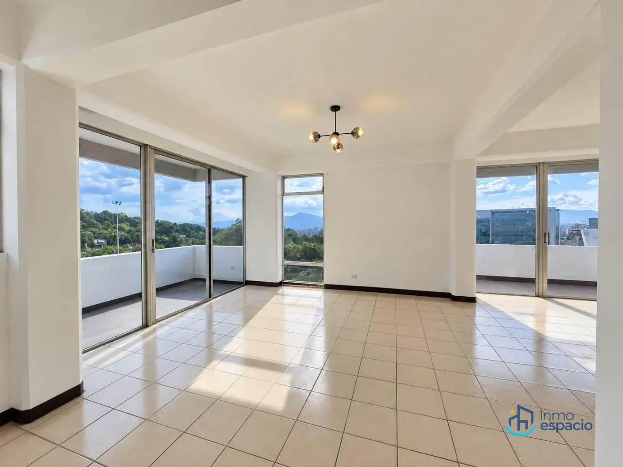 Apartamento en alquiler en Zona 15 — Apartamento en Alquiler en Zona 15, Guatemala, Ciudad — foto 2 de 9
