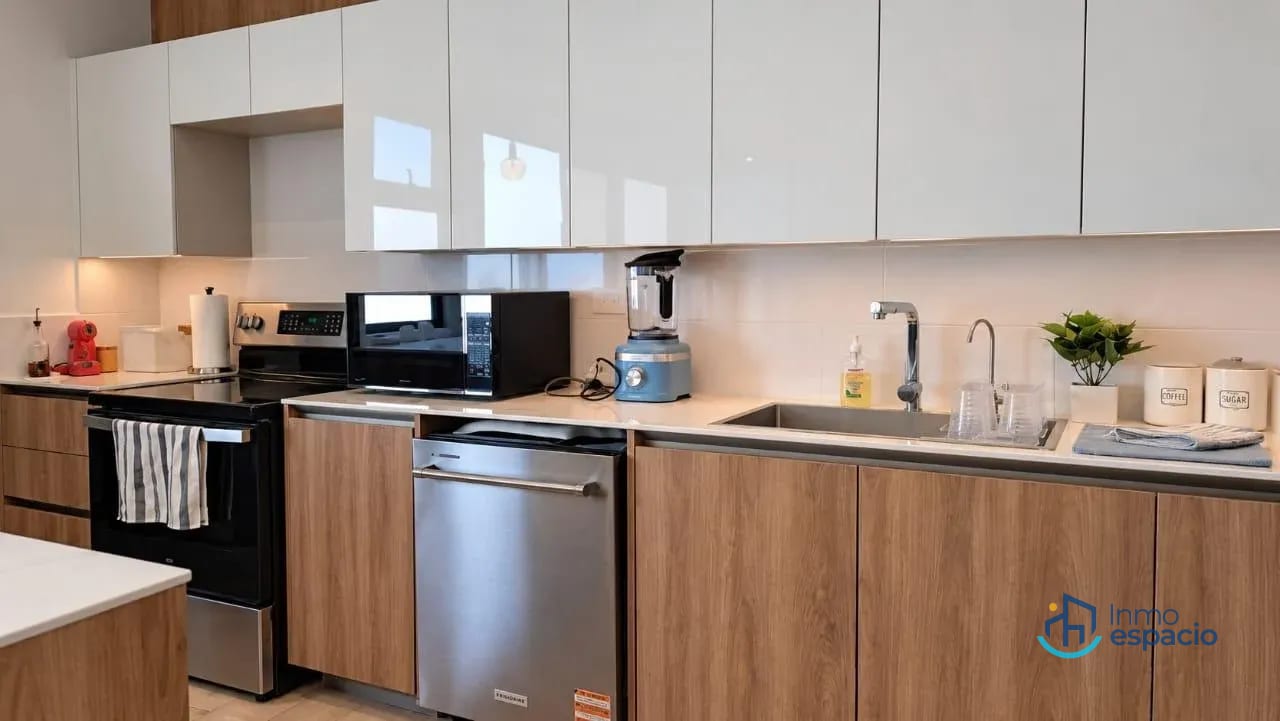 Casa en venta en Zona 16 — Casa en Venta en Zona 16, Guatemala, Ciudad — foto 3 de 16