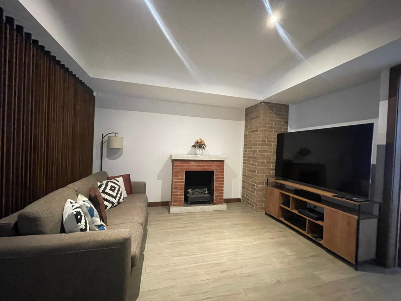 🔥 Apartamento en Venta Zona 10 | 3 Habitaciones | 2 Terrazas — Apartamento en Venta en Zona 10, Guatemala, Ciudad — foto 6 de 14