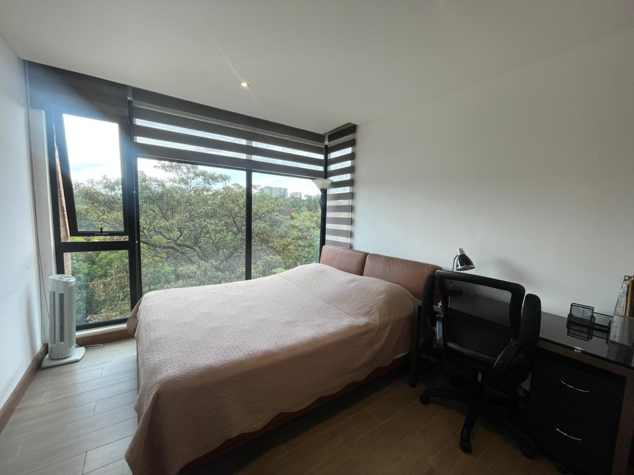 🔥 Apartamento en Venta Zona 10 | 3 Habitaciones | 2 Terrazas — Apartamento en Venta en Zona 10, Guatemala, Ciudad — foto 7 de 14
