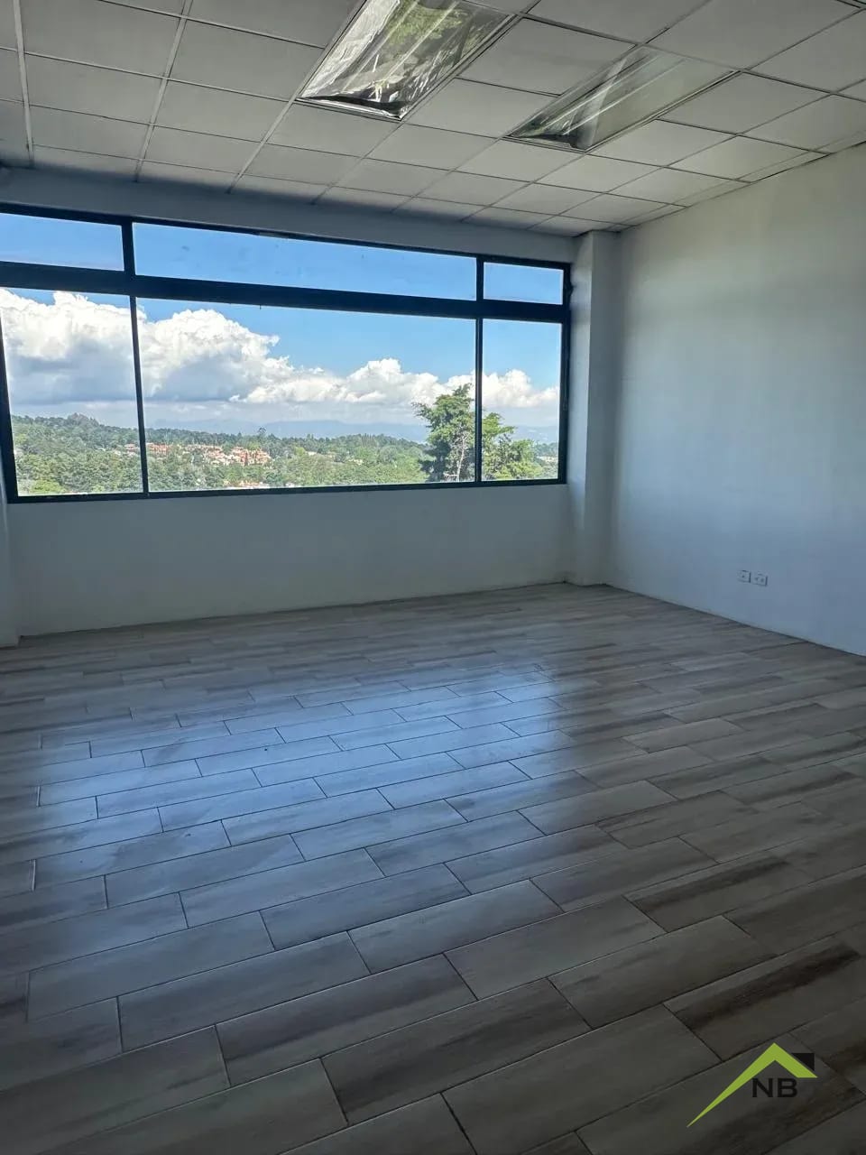 Amplio espacio Comercial en Km 16.5 Carretera a El Salvador — Local en Alquiler en Carretera a El Salvador, Guatemala, Ciudad — foto 7 de 8