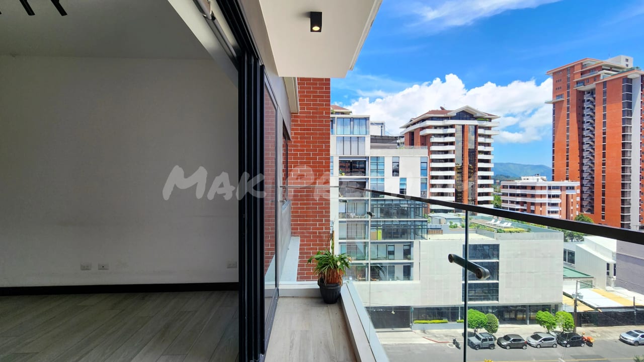 Rento Novus z14 2 hab 2 baños 2 parqueos balcón bodega — Apartamento en Alquiler en Novus, Zona 14, Guatemala, Ciudad — foto 3 de 11