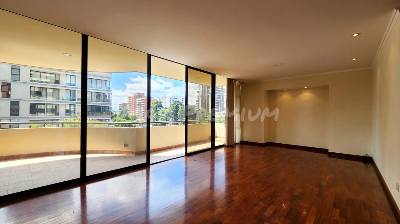 RENTA Quinta Bella Z14 espacios amplios 2 hab 2.5 baños 2 parqueos — Apartamento en Alquiler en Quinta Bella, Zona 14, Guatemala, Ciudad — foto 1 de 16