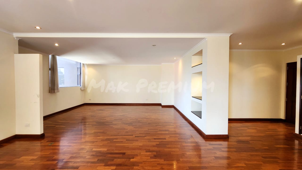 RENTA Quinta Bella Z14 espacios amplios 2 hab 2.5 baños 2 parqueos — Apartamento en Alquiler en Quinta Bella, Zona 14, Guatemala, Ciudad — foto 2 de 16