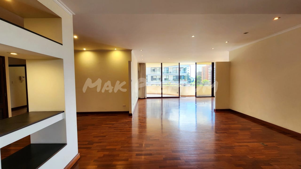 RENTA Quinta Bella Z14 espacios amplios 2 hab 2.5 baños 2 parqueos — Apartamento en Alquiler en Quinta Bella, Zona 14, Guatemala, Ciudad — foto 11 de 16