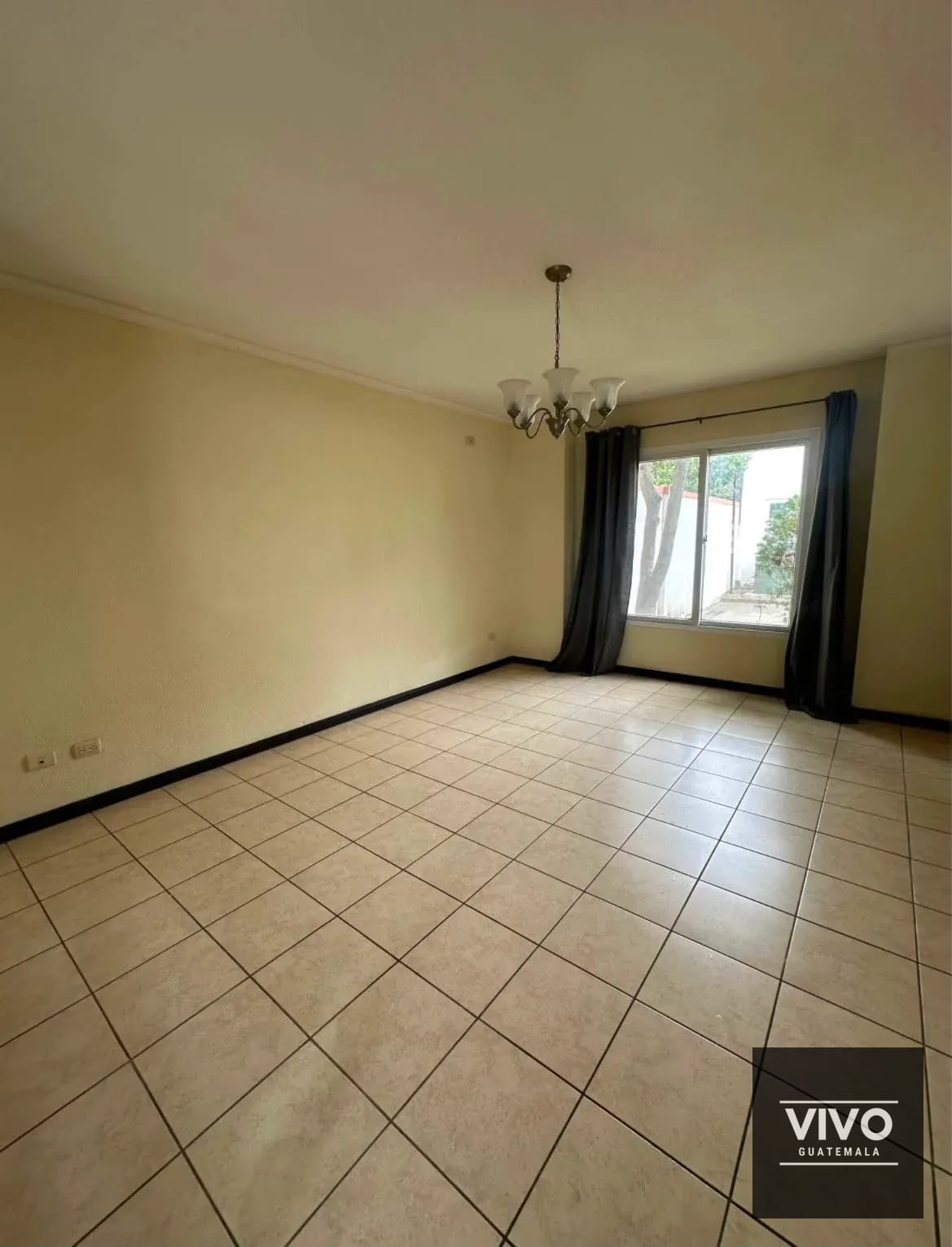 Casa en venta – Hacienda de Las Flores, Villa Nueva — Casa en Venta en Villa Nueva, Guatemala, Ciudad — foto 4 de 7