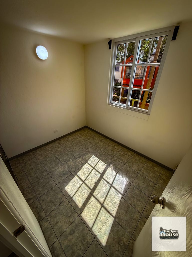 Casa en Venta – Alamedas de Santa Clara, Villa Nueva — Casa en Venta en alamedas de santa clara, Villa Nueva, Guatemala, Ciudad — foto 5 de 17