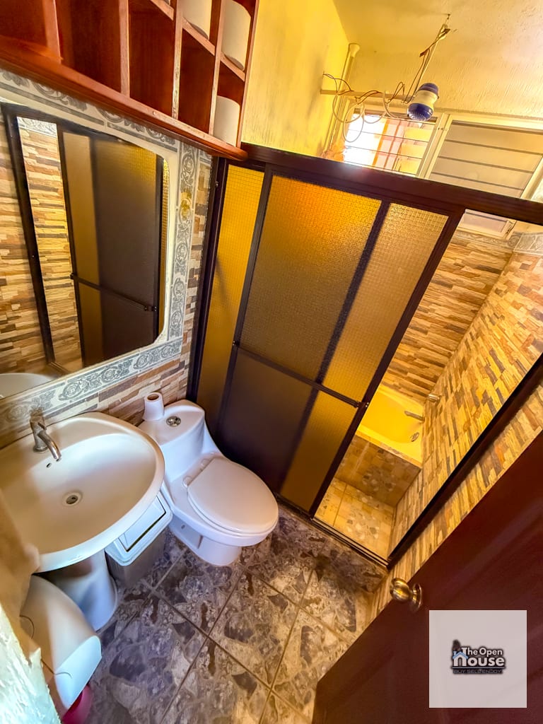 Casa en Venta – Los Sauces, Bárcenas, Villa Nueva — Casa en Venta en planes de barcenas, Villa Nueva, Guatemala, Ciudad — foto 12 de 17