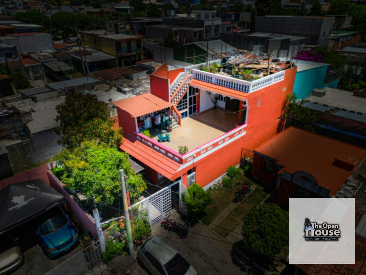 Casa en Venta – Los Sauces, Bárcenas, Villa Nueva