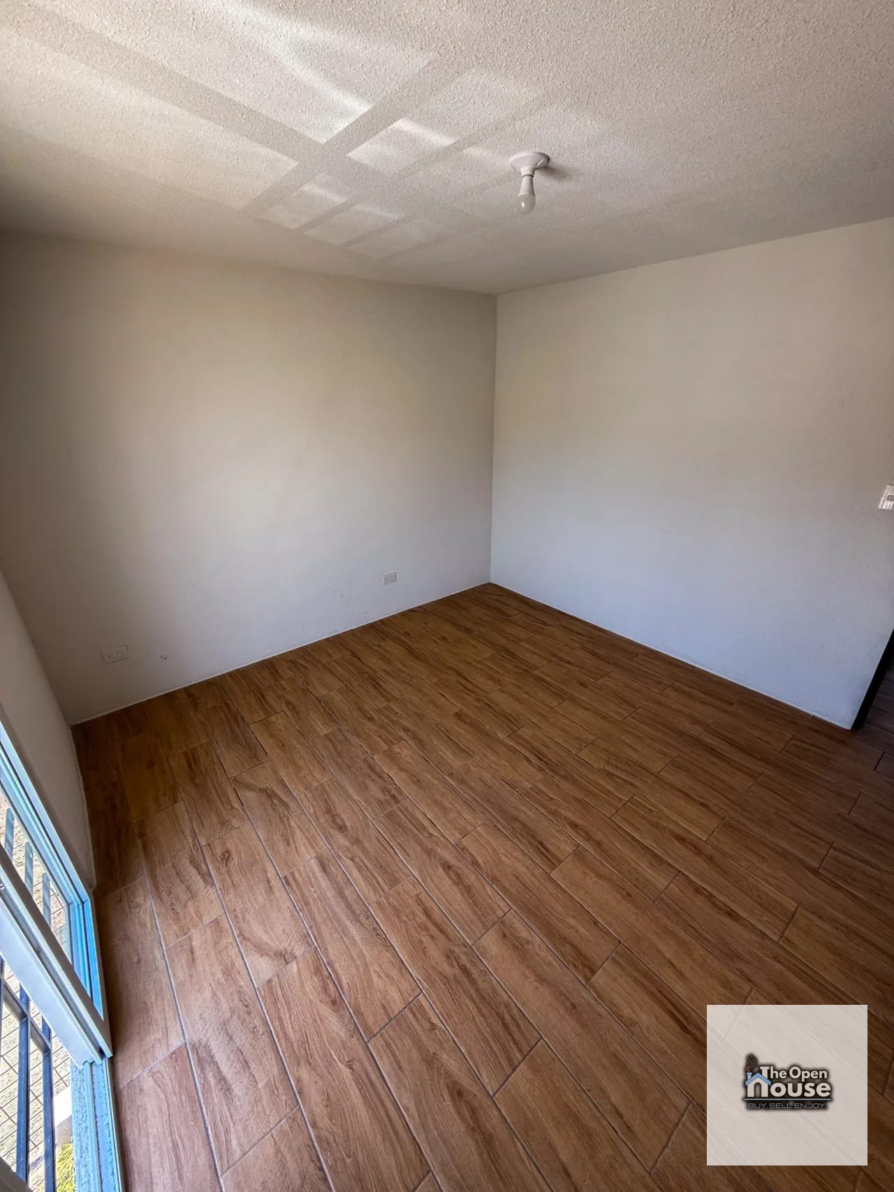 Condado San Rafael zona 18 — Casa en Venta en Zona 18, Guatemala, Ciudad — foto 5 de 17