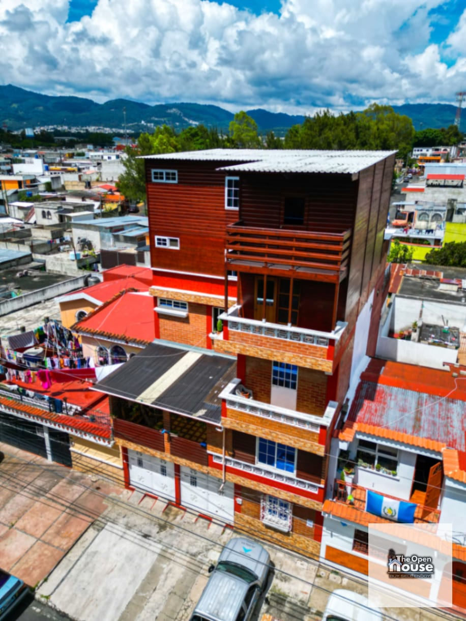 Nueva Monserrat Zona 3 de Mixco — Casa en Venta en Nueva Montserrat, Zona 3 Mixco, Guatemala, Ciudad — foto 2 de 13