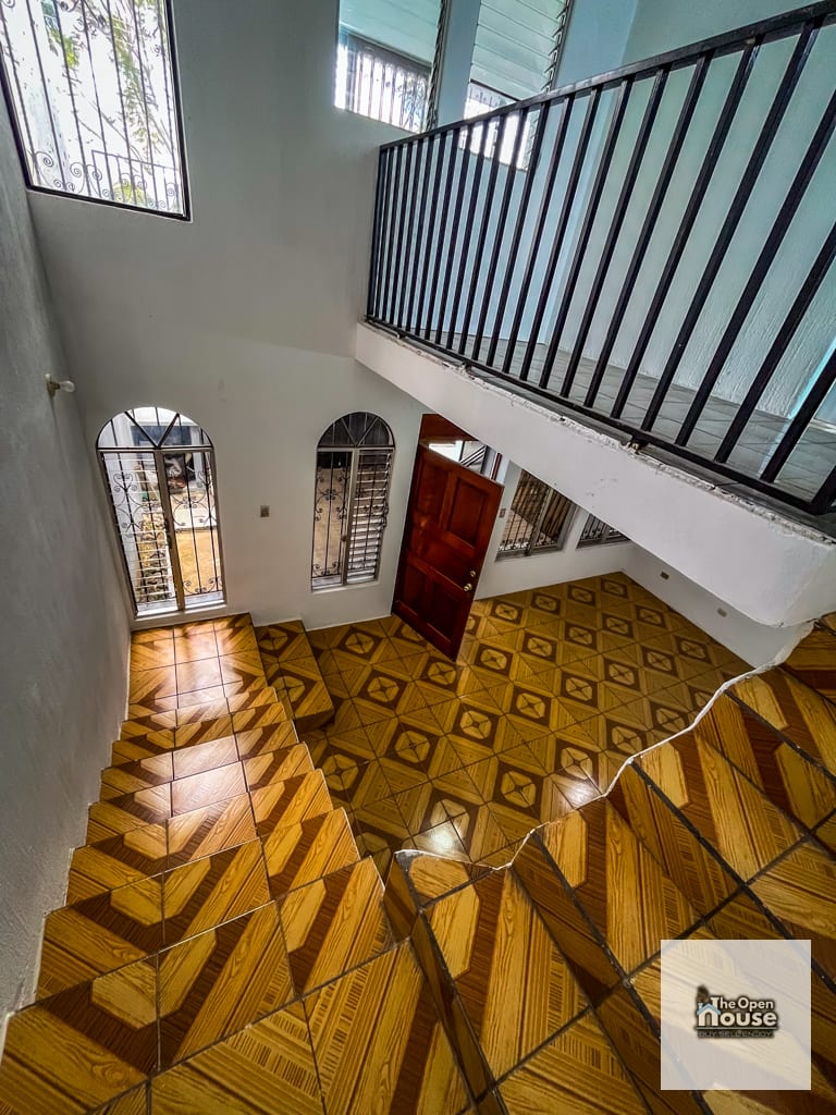 Casa en Venta – Residencial de Maestros, Zona 17 — Casa en Alquiler en Zona 17, Guatemala, Ciudad — foto 15 de 17