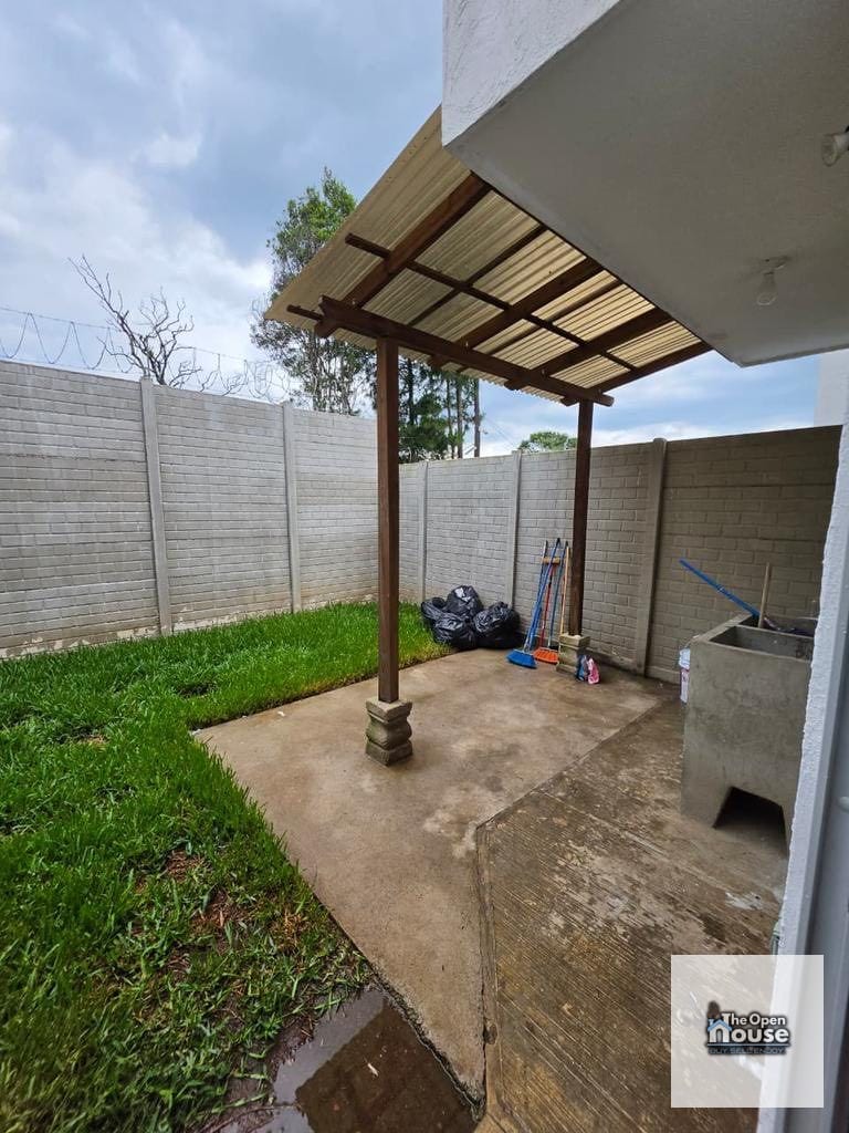 Casa en renta en San José Pinula — Casa en Alquiler en Condado Florenza, San José Pinula, Guatemala, Ciudad — foto 9 de 10