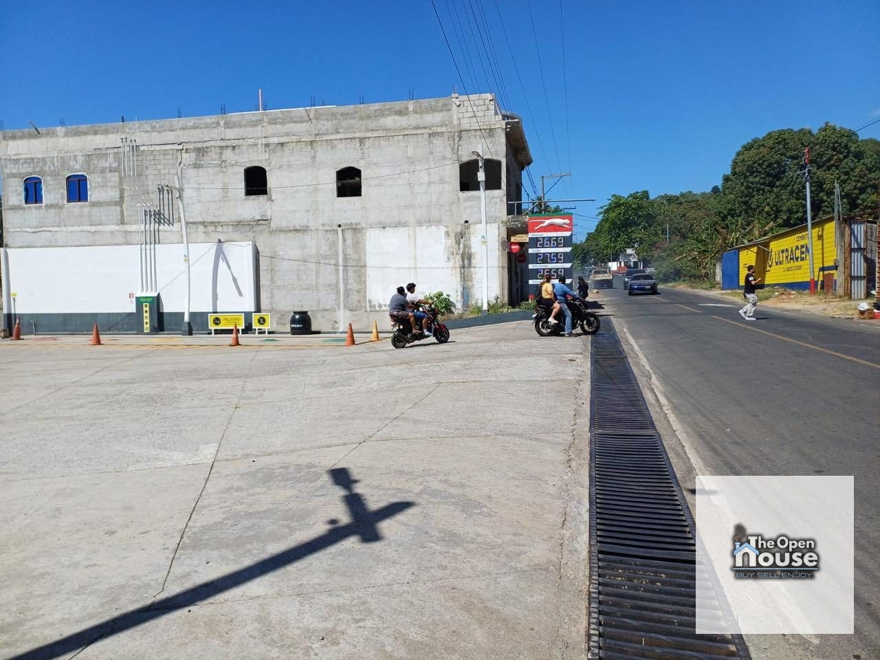 Gasolinera en Venta en Guazacapan, Santa Rosa — Local en Venta en Guazacapán, Santa Rosa — foto 2 de 8