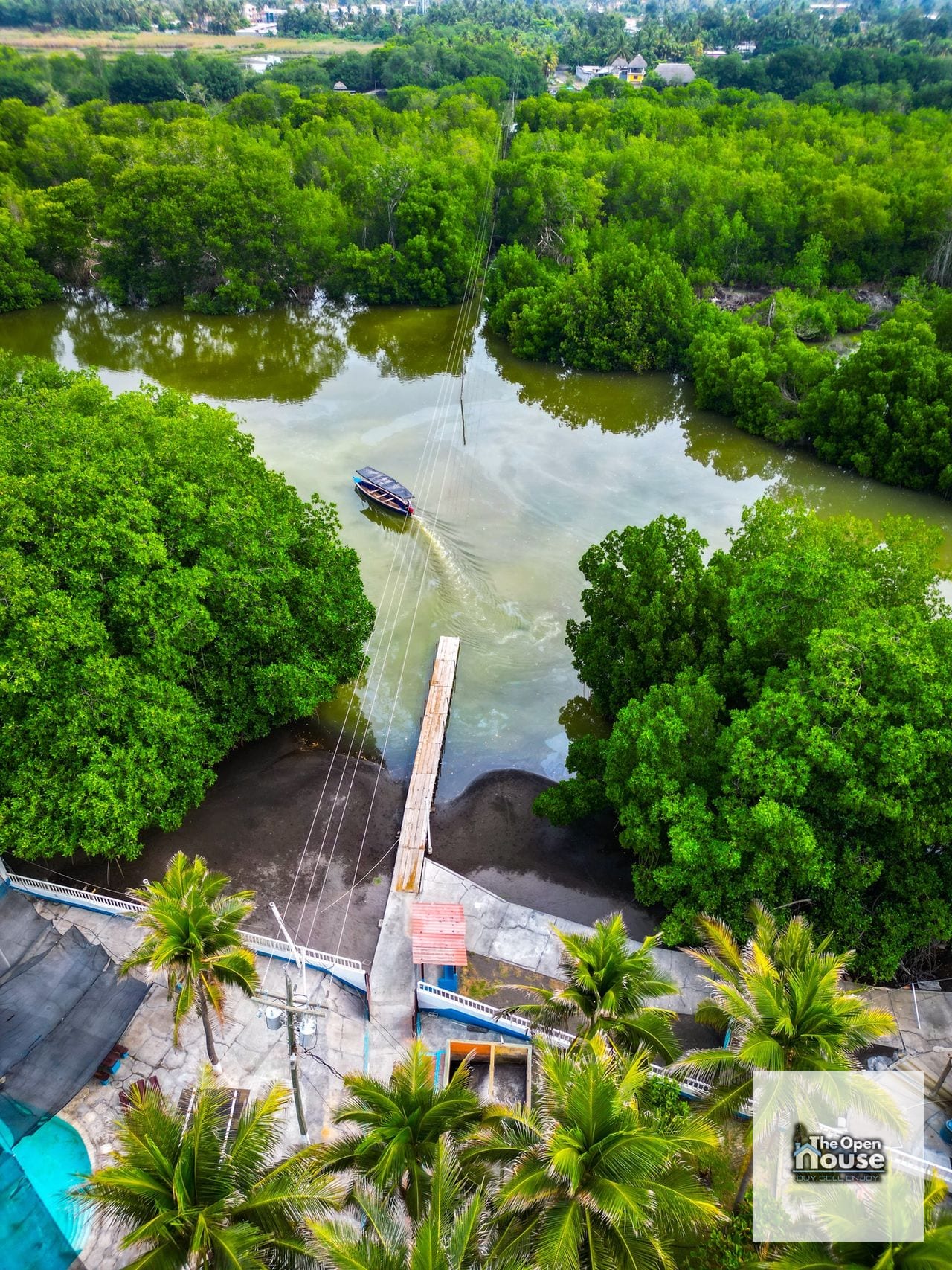 Hotel en Venta en Sipacate, Escuintla — Casa vacacional en Venta en Sipacate, Escuintla — foto 1 de 17