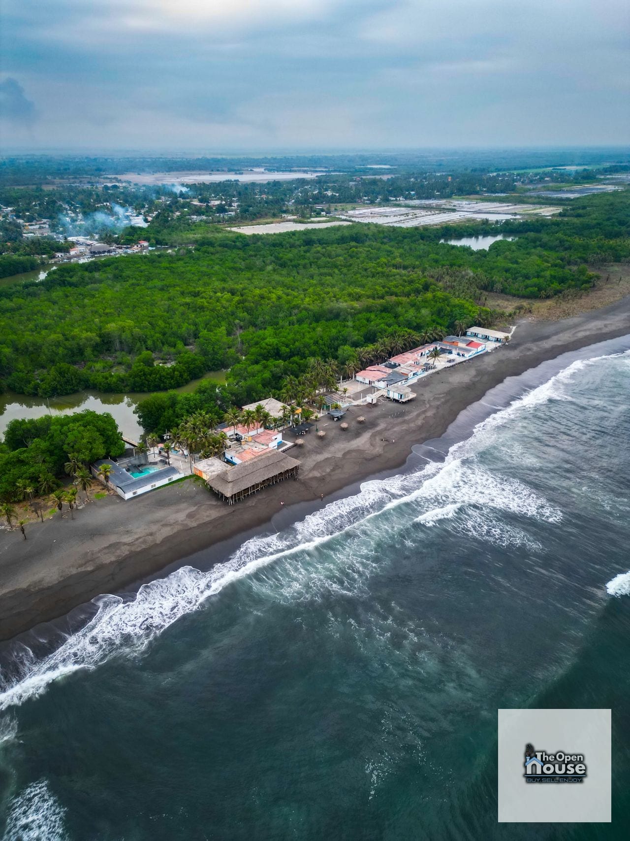 Hotel en Venta en Sipacate, Escuintla — Casa vacacional en Venta en Sipacate, Escuintla — foto 5 de 17