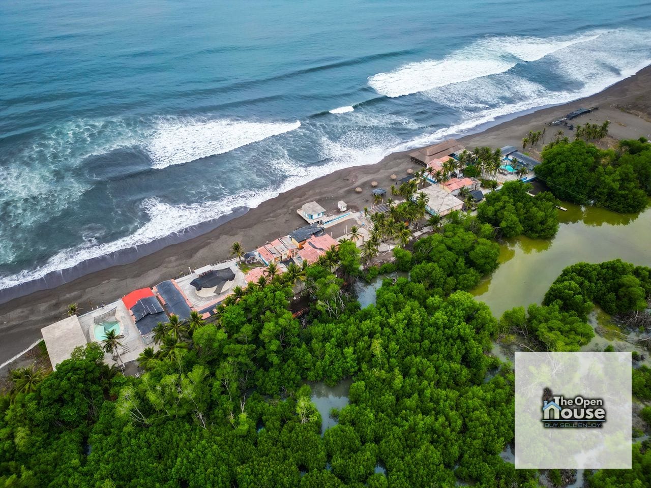 Hotel en Venta en Sipacate, Escuintla — Casa vacacional en Venta en Sipacate, Escuintla — foto 15 de 17