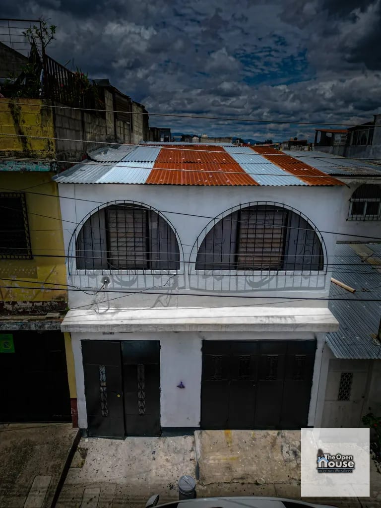 Casa de Dos Niveles en Venta – Zona 6, Ciudad de Guatemala — Casa en Venta en Zona 6, Guatemala, Ciudad — foto 2 de 17