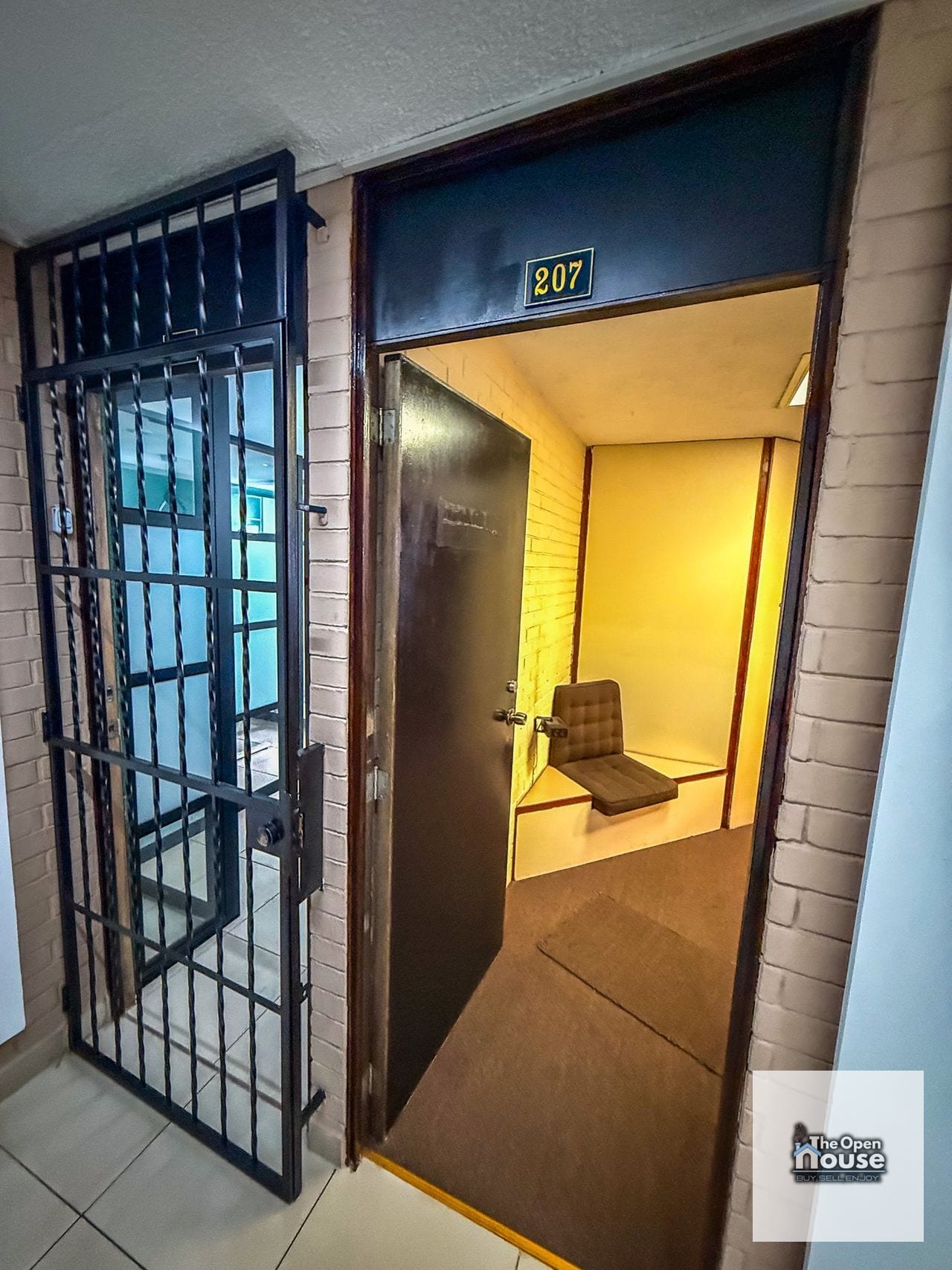 Oficina en Venta – Edificio Galerías Tívoli, Zona 9 — Clínica en Venta en Zona 9, Guatemala, Ciudad — foto 3 de 17